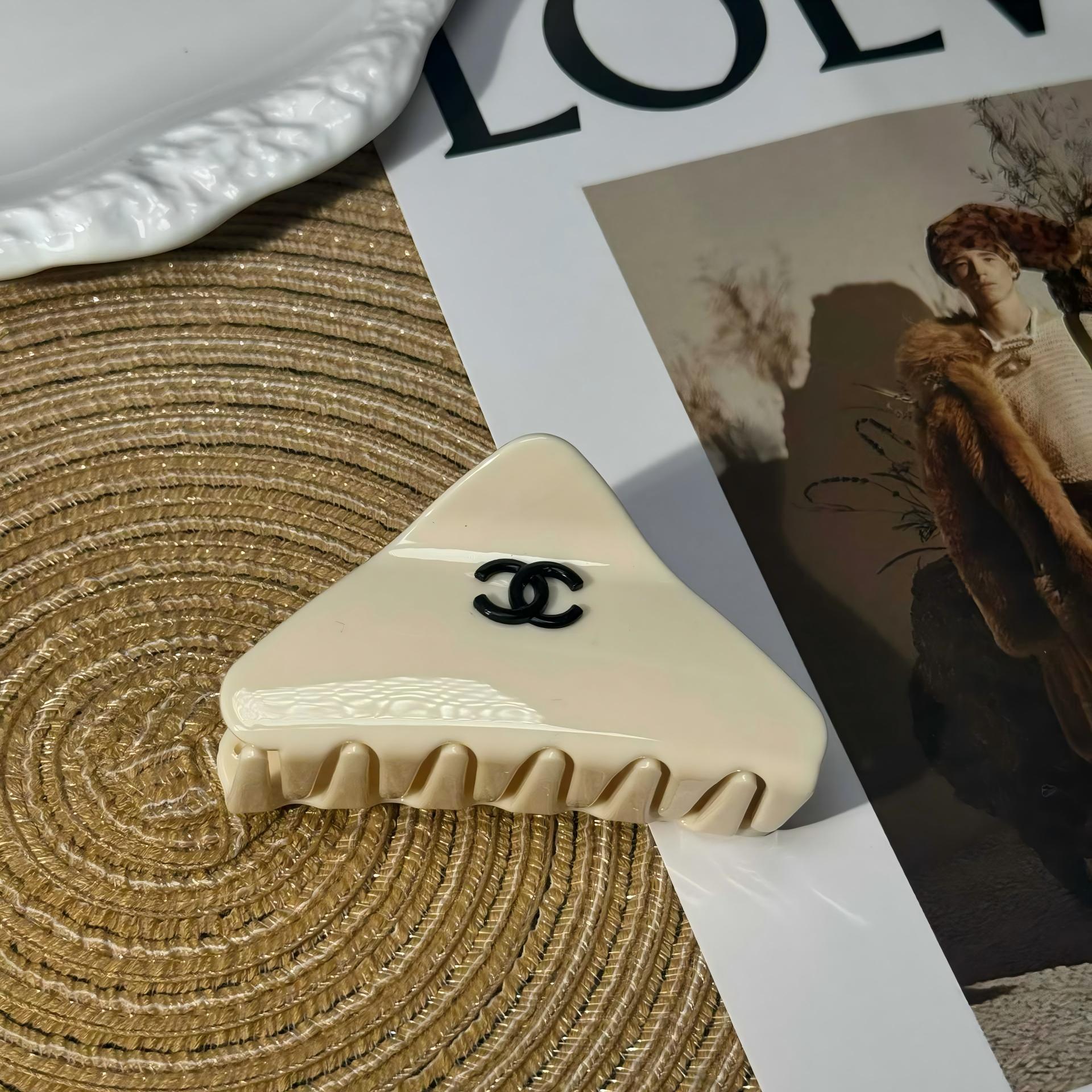 Chanel Triangle Hair Claw (4Pcs Total as the Main Pic)