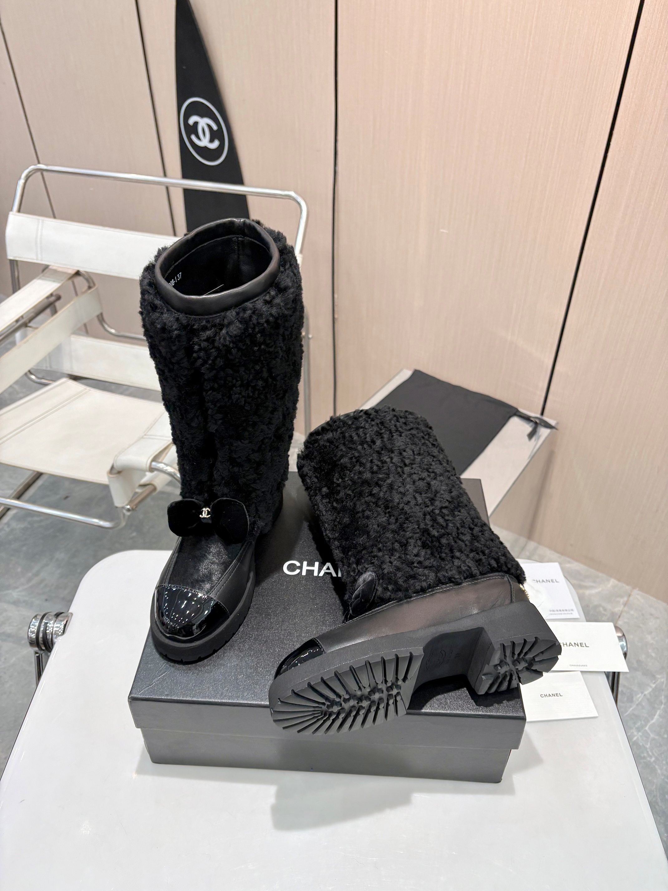 Chanel 25 Snow Boot